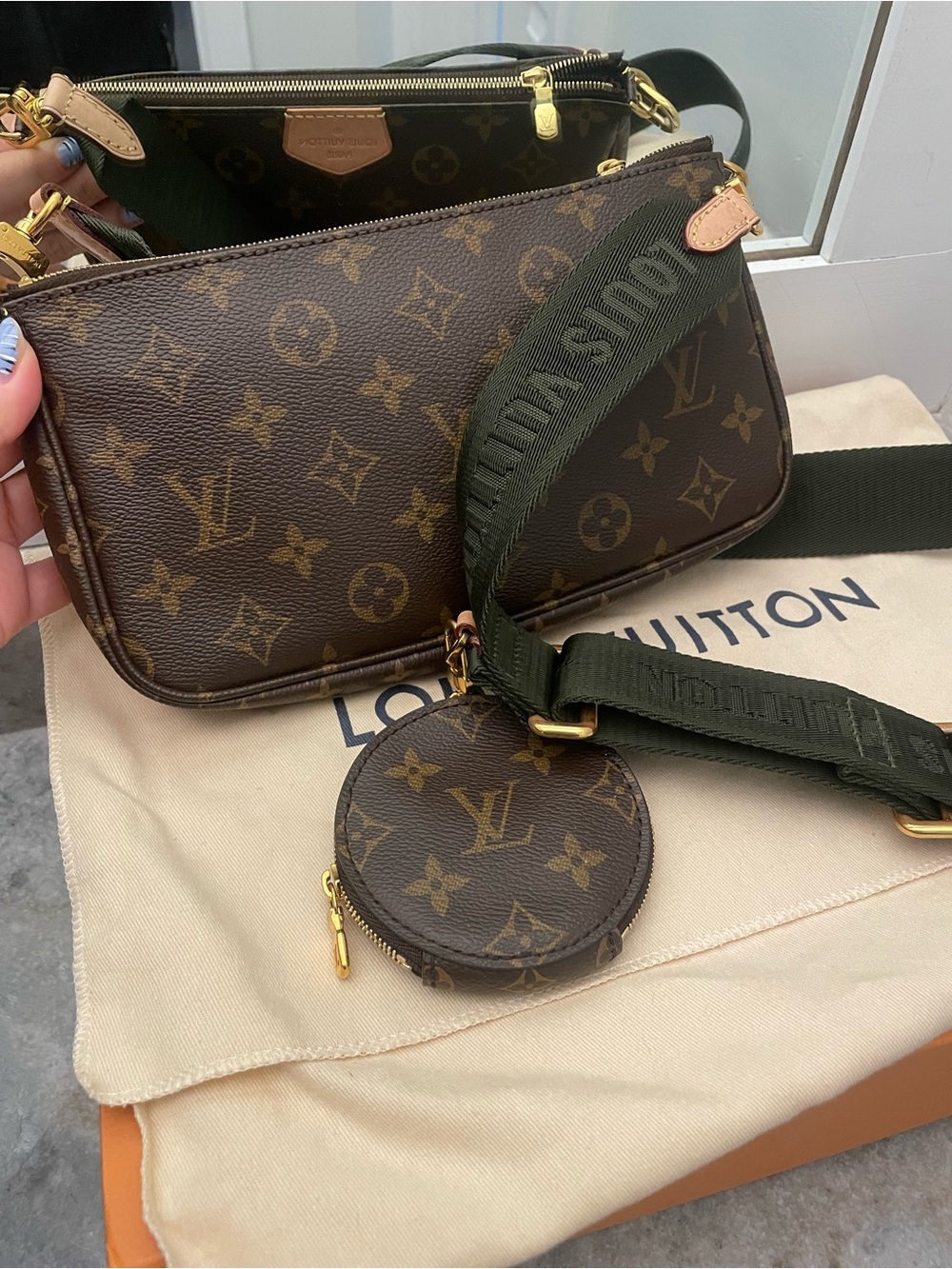 Louis Vuitton Monogram Canvas Multi-Pochette with Green Strap - Picture 4 of 8